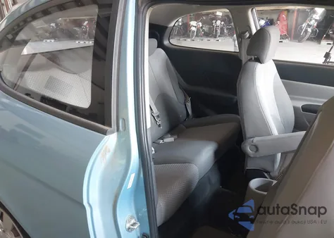 2009 Hyundai Accent Gs z USA, uszkodzony, nr VIN KMHCM36C99U129151